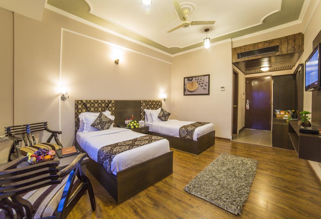Palette - Solar Residency Hotel Srinagar  Ngoại thất bức ảnh