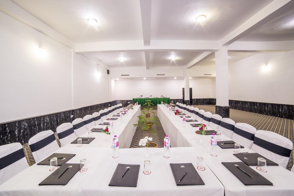 Palette - Solar Residency Hotel Srinagar  Ngoại thất bức ảnh